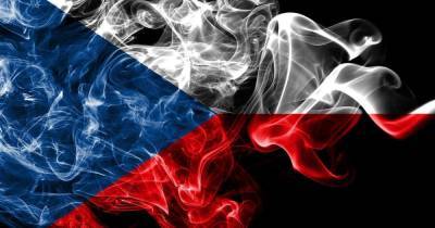 Дымовая завеса за чешский счёт - ren.tv - Англия - Чехия - Америки - деревня Врбетица