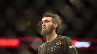 Хамзат Чимаев - В UFC подтвердили исключение Магомедшарипова из рейтинга бойцов - russian.rt.com - Москва - Швеция