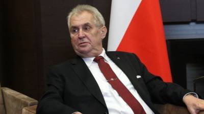 Милош Земан - Милош Выстрчил - Кульминация: сенат Чехии намерен обвинить президента Земана в госизмене - 5-tv.ru - Чехия