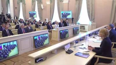 Валентина Матвиенко - Матвиенко призвала создать условия, чтобы заводы в России строились максимум за 2,5 года - piter.tv