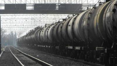 Иван Юрик - УЗ планирует вывозить из морпортов 200 тыс. тонн нефтепродуктов в месяц - hubs.ua - Мозырь