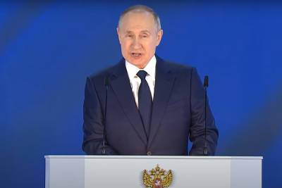 Владимир Путин - Автор учебника ответил после претензий Путина насчет Сталинградской битвы - mk.ru