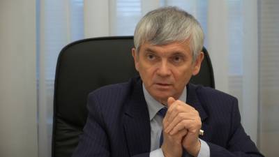 Александр Петров - Владелец завода «Медсинтез» Петров разбогател благодаря коронавирусу - polit.info - Россия - Еврейская обл. - Свердловская обл.
