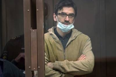 Михаил Абызов - Адвокат: Абызова на носилках доставили на заседание суда - aif.ru