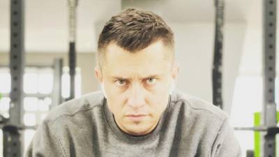 Агата Муцениеце - Павел Прилучный - Тимур Бекмамбетов - "Опухший" внешний вид Павла Прилучного насмешил зрителей "Вечернего Урганта" - inforeactor.ru