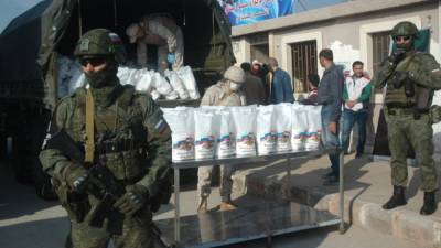 Жители сирийского Эль-Камышлы получили продуктовые наборы от российских военных - polit.info - Россия - Сирия - Эль-Камышлы
