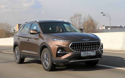 Кроссовер JAC S7: едет не шустро, зато стоит недорого - zr.ru