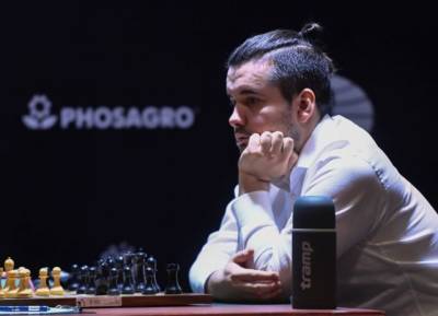 Магнуса Карлсена - Непомнящий считает Карлсена фаворитом в матче за мировую шахматную корону - aif.ru - Екатеринбург