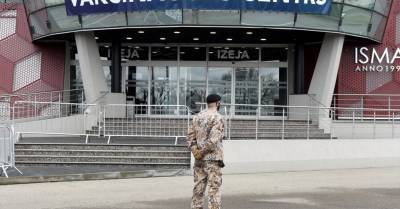 На праздничных выходных планируется привить 10 000 человек в 16 центрах по всей Латвии - rus.delfi.lv - Рига - Латвия