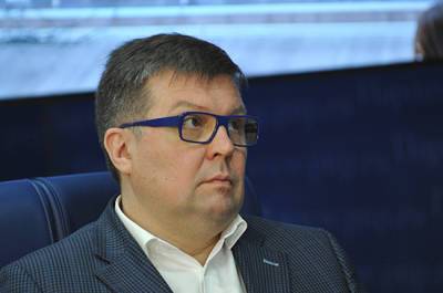 Владимир Зеленский - Алексей Мартынов - Эксперт оценил предложение Зеленского изменить формат переговоров по Донбассу - pnp.ru - Англия - Канада