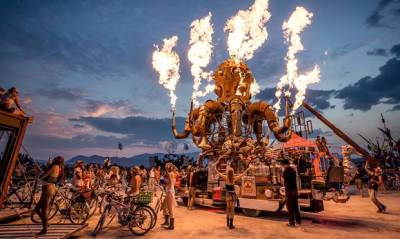 В США второй раз подряд отменили фестиваль Burning Man из-за коронавируса - og.ru - шт. Невада