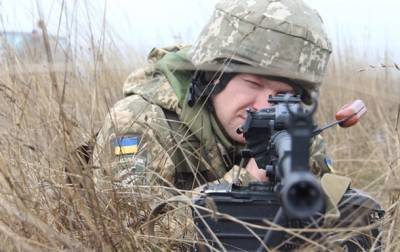 На Донбассе за сутки 11 обстрелов, ранен боец ВСУ - korrespondent.net - Донбасс