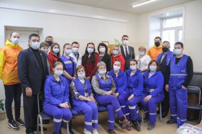В Корсакове чествуют работников скорой помощи - sakhalin.info