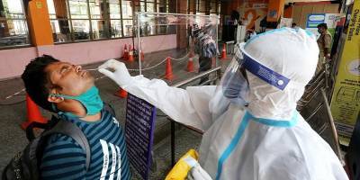27 апреля Индия установила новые суточные антирекорды - 362 757 выявленных случаев коронавируса и 3293 умерших. - ТЕЛЕГРАФ - telegraf.com.ua - Индия - Мумбаи