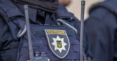 В Голосеевском районе Киева нашли сумку с расчлененным телом (ФОТО) - dsnews.ua - Киев
