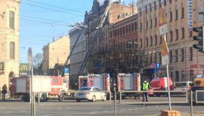 Мартиньш Стакис - Пожар в нелегальном хостеле в центре Риги: погибли восемь человек - eadaily.com - Рига