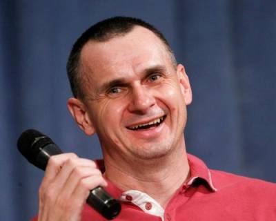 Олег Сенцов - Сергей Стерненко - Зеленскому нужно не договариваться с Россией, а воевать с ней — Сенцов - eadaily.com - Одесса