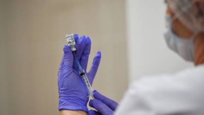 В ЮВО рассказали о ходе вакцинации от коронавируса - russian.rt.com - Крым - Апсны - респ. Южная Осетия - с. Всего