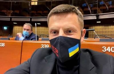Петр Порошенко - Алексей Гончаренко - Петр Толстой - Представителя Украины лишила голоса в ПАСЕ на три месяца - topcor.ru
