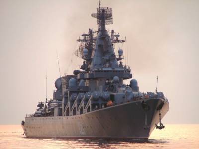 Российский ракетный крейсер начал преследование вошедшего в Чёрное море американского военного корабля - sharij.net - Москва - Крым