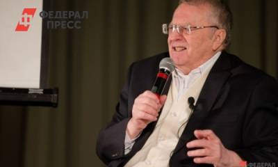 Владимир Жириновский - Жириновский вспомнил, как его пытались зарезать в тюменском отеле - fedpress.ru - Тюмень