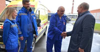 Владимир Путин - Путин: Россия быстро отреагировала на развитие пандемии COVID - ren.tv - Санкт-Петербург
