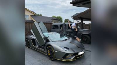 Lamborghini блогера Ивлеевой увез эвакуатор - newinform.com