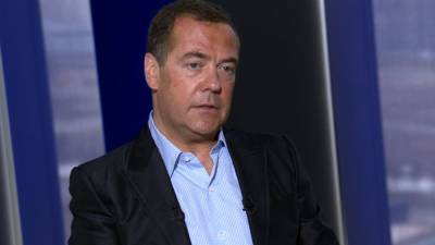 Дмитрий Медведев - Медведев признался, что его попытки полюбить хип-хоп закончились ничем - polit.info