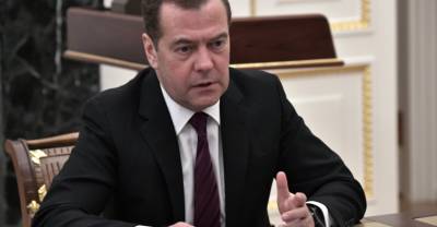 Дмитрий Медведев - Медведев: Мир движется в направлении четырёхдневной рабочей недели - reendex.ru