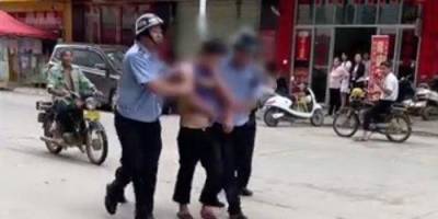 Мужчина с ножом ранил 16 детей и двух воспитателей в детском саду в Китае - nv.ua - Китай - Чунцин