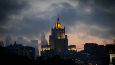 Владимир Путин - МИД РФ усомнился в решении Запада отключить страну от системы SWIFT - newinform.com - Москва - county Swift