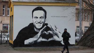 Алексей Навальный - Граффити с Навальным закрасили в Санкт-Петербурге - ru.euronews.com - Россия - США - Санкт-Петербург - Франция - Бразилия - Испания