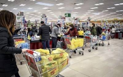 Сердар Бердымухамедов - В Туркменистане запретили очереди за продуктами - korrespondent.net - Туркмения