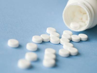 Альберт Бурла - Гендиректор Pfizer подтвердил информацию по поводу выпуска таблеток от ковида до конца года - unn.com.ua - Киев