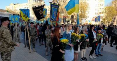 В Киеве почтили дивизию СС "Галичина" и заявили о желании пройтись по руинам Москвы - reendex.ru - Москва - Киев - Донецк