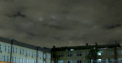 Москвичи увидели огни в небе и испугались нашествия пришельцев, но всё оказалось гораздо проще - reendex.ru