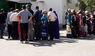 В Туркменистане власти запретили очереди перед магазинами. Они портят имидж страны - og.ru - Туркмения - Ашхабад