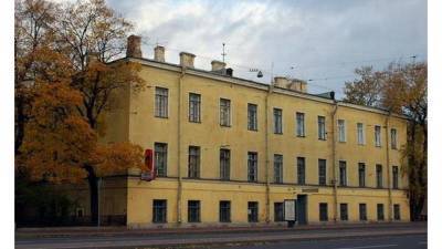 Здание бывших казарм Измайловского полка проданы на торгах в Петербурге - delovoe.tv - Санкт-Петербург - Московская обл.