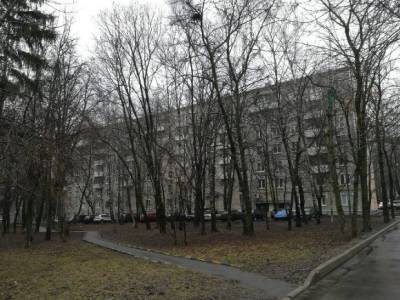 Подъезд дома эвакуировали в Москве из-за вооруженного автоматом жильца - rosbalt.ru - Москва - Зеленоград