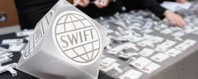Владимир Джабаров - Сенатор Джабаров: После отключения SWIFT Западу придется платить за нефть наличкой - runews24.ru