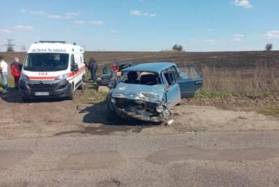Скорая забрала семь человек: водитель легковушки вылетел на встречку под Харьковом, кадры с места - kharkov.politeka.net - Харьковская обл. - Харьков
