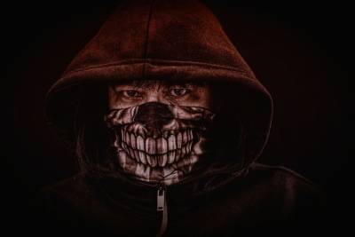Неизвестный напал на школьницу в Красноярске - tayga.info - Красноярск