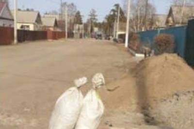 «Олерон+» и власти Смоленки согласовали сбор мешков от субботника после жалобы жительницы - chita.ru - Чита