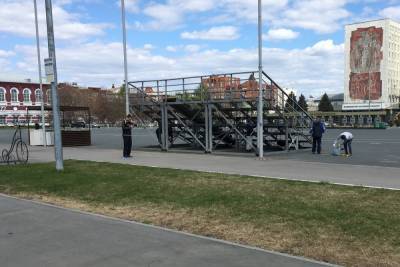 Театральную площадь приводят в порядок - saratov.mk.ru - Саратов