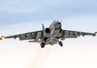 Штурмовики Су-25СМ3 ЮВО отработали поддержку наступления сухопутных сил с воздуха - argumenti.ru