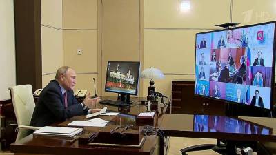 Владимир Путин - Владимир Путин на встрече с представителями деловых кругов Франции говорил о спекуляциях вокруг «Северного потока — 2» - 1tv.ru