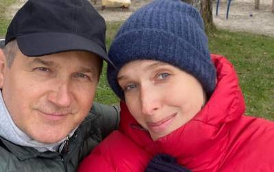 Юрий Горбунов - Екатерина Осадчая - Катя Осадча - Горбунов усадил 4-летнего сына за руль, пока Осадчая не видит: "Мой сладкий драйвер" - politeka.net