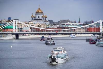Парад теплоходов прошел в Москве - vm.ru - Москва - Московская обл.