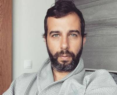 Иван Ургант - Тамара Тансыккужина - Наталья Садовская - Ургант пошутил о скандале с удалением российского триколора с ЧМ по шашкам - gazeta.a42.ru