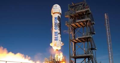 Джефф Безос - "Пора!": Джефф Безос анонсировал продажу билетов для туристов на космический корабль New Shepard - focus.ua - Техас